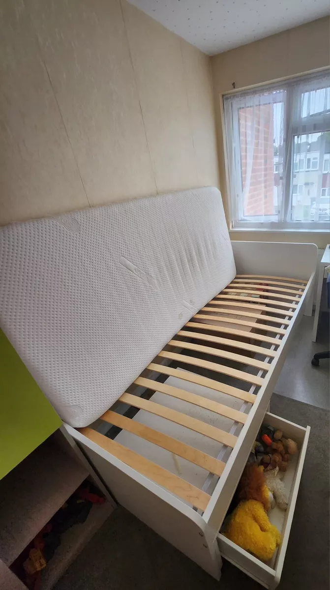 Ikea single online bed frame size
