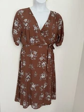 Studio B by Bobeau sz XL Dress Faux Wrap v-neck Brown Floral Fall Short Sleeve