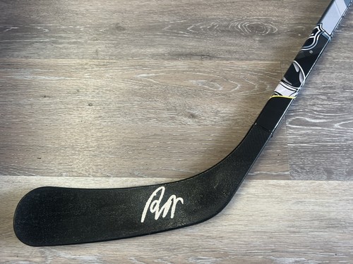 BASTONE DA HOCKEY ROMANO JOSI AUTOGRAFATO NASHVILLE PREDATORS - Foto 2 di 3