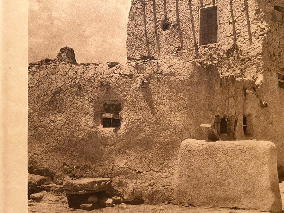 EDWARD S CURTIS PAGUATE WATCHTOWER PHOTOGRAVURE 1925 NEW MEXICO LAGUNA