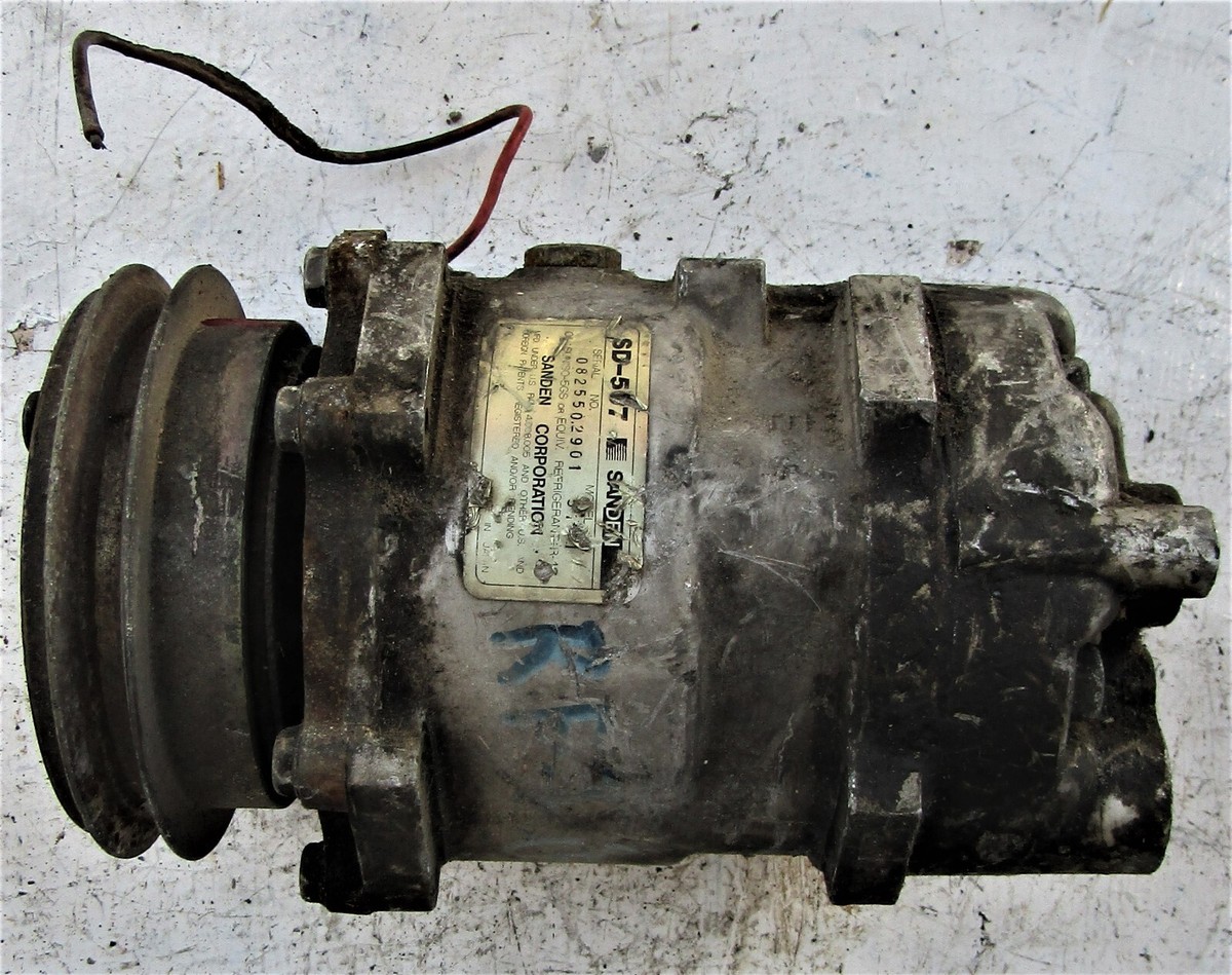 Mazda 626 engine RF-T 2,0cc FWD Diesel air conditioner compressor 