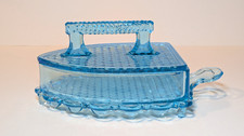 EAPG. Imperial American Pressglas Sad Iron / Flat Iron Butterdose - Blau