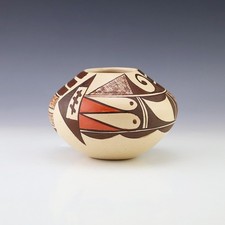 NATIVE AMERICAN HOPI POTTERY VASE BY ADELLE NAMPEYO