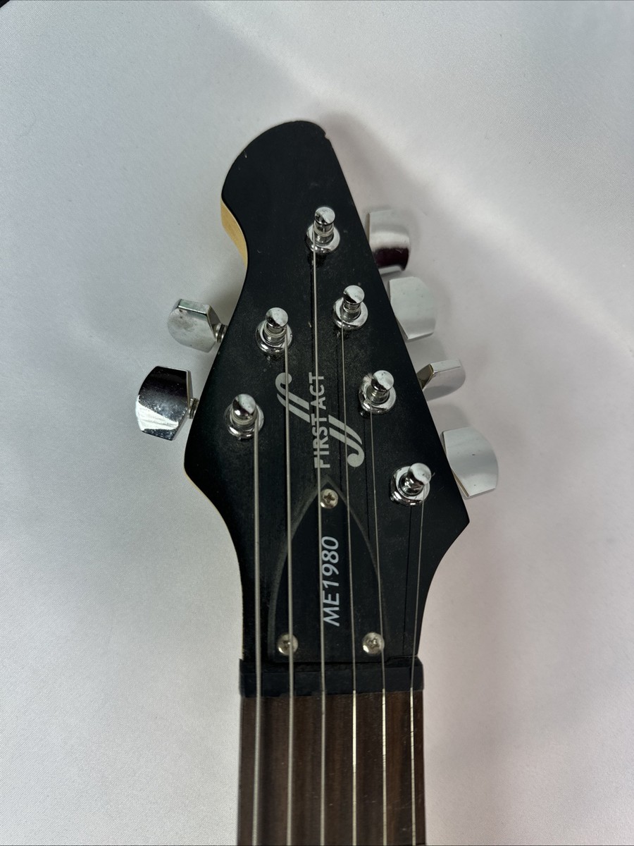 未使用品  FIRSTACT  ME1980  エレキギター Used First Act ME1980 Black Solid Body Electric Guitar Black