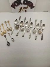Lot WM Rogers Mfg Co AA IS Vintage Silver plated Spoons & Other Souvenir Spoons