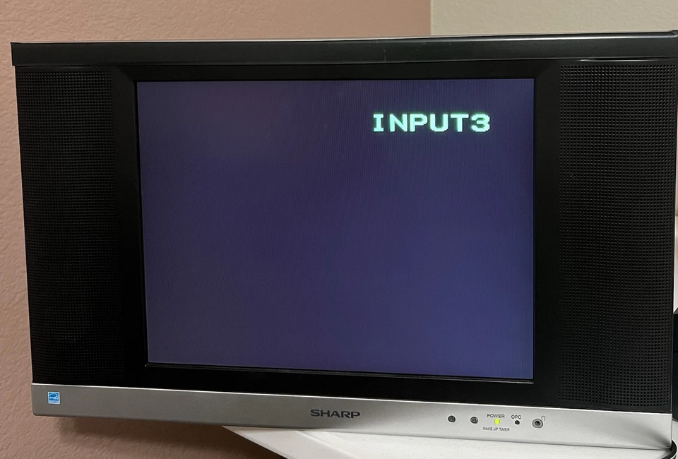 Sharp AQUOS LC-15B8U-S 15" LCD TV RETRO GAMING - Image 2 of 4