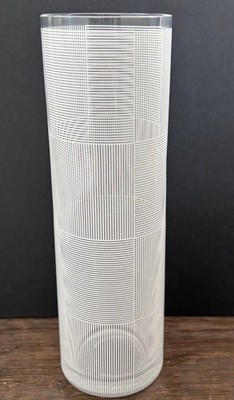 Sydney Cash Optical Art White Bud Vase MoMA Museum Of Modern Art  NY  2000