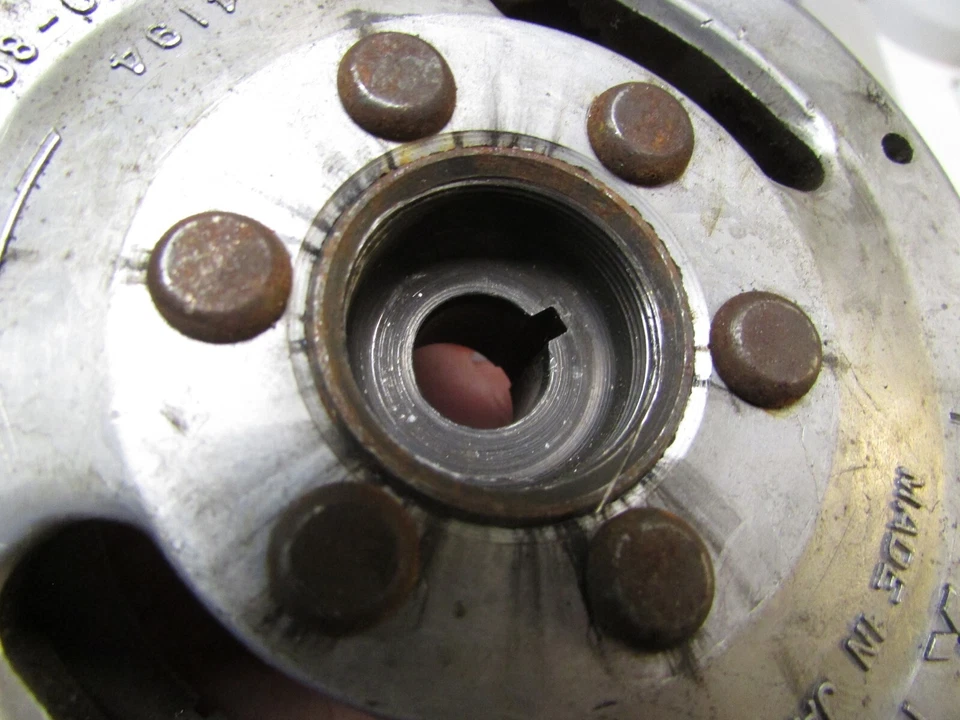 1972 KAWASAKI F6 125cc OEM VOLANTE/ROTOR - Imagem 4 de 4