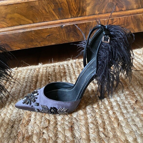 NEW ZARA SATIN JEWELLED CRYSTAL EMBROIDERED FEATHERS HIGH