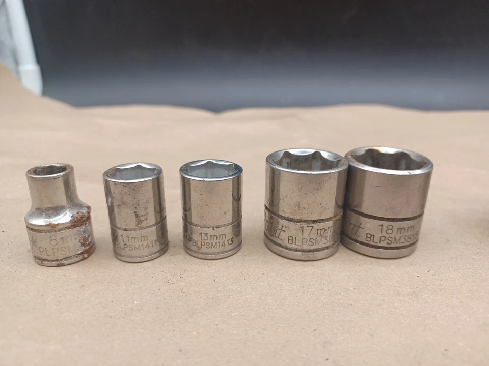 Blue-Point Socket  3/8" Drive 10 Piece Shallow 6 Point SAE 8 11 13 17 18 20-24 - Image 3 of 4