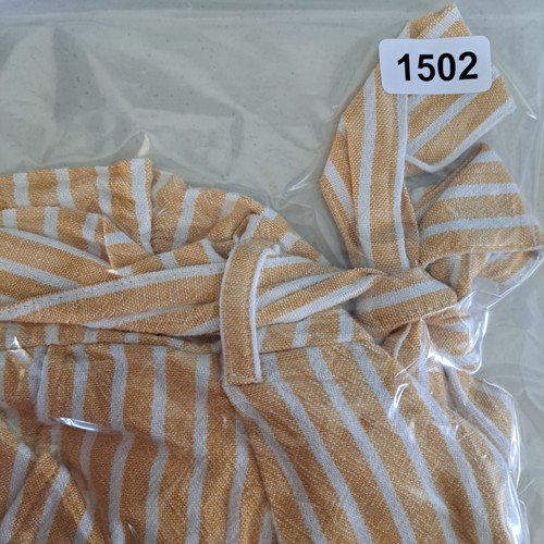 Forever 21 Womens Linen Blend Shorts Size Small Yellow White Striped Cuffed Tie - Picture 16 of 16