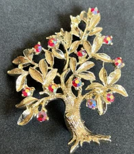 Vintage Dodd Gold Tone Red AB Tree Of Life Rhinestone Tree Brooch O04(12)