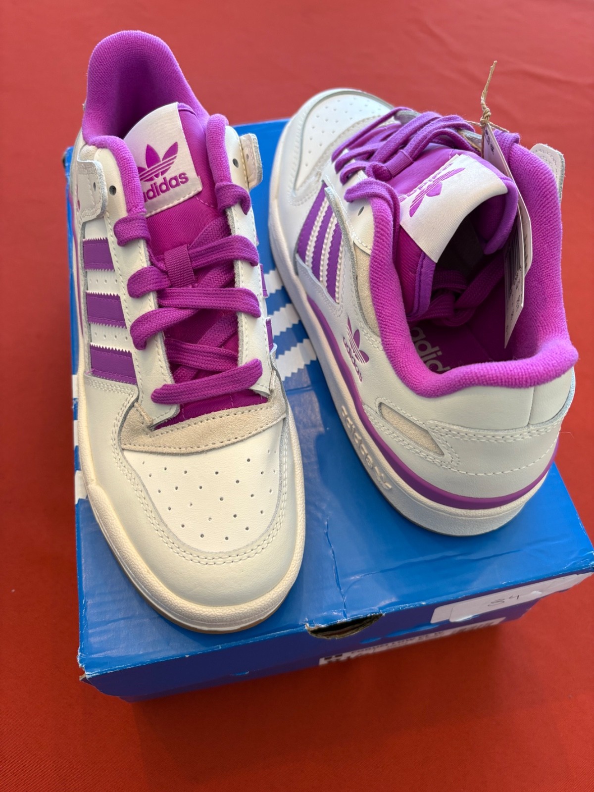 Size 8.5 - Adidas Forum CL Low White Purple Burst W thumbnail 4