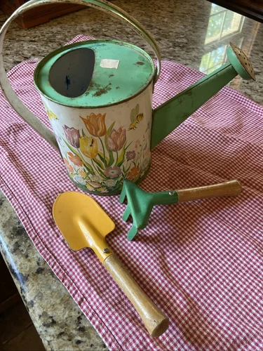 Vintage Ohio Art Child's Tin Watering Can Sprinkler & Tools Tin Toy USA 50's