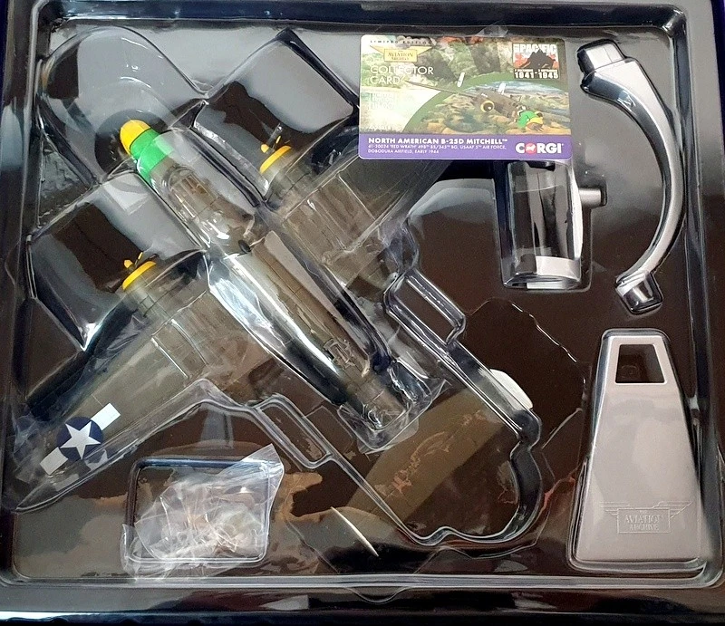 Корги масштаб 1/72 AA35315 - North American B-25D Mitchell Red Wrath 1944 - Изображение 4 из 4