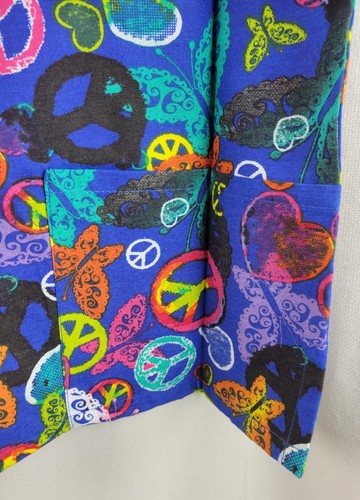 Women's B Scrubs Large V Neck Top Peace Signs Butterflies Hearts - Picture 2 of 6