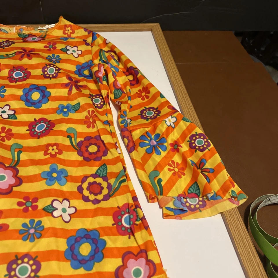 Disfraz Hippie Niños Halloween Años 70 Manga Campana Top e Inferior L Naranja Flor Foto 4 de 4