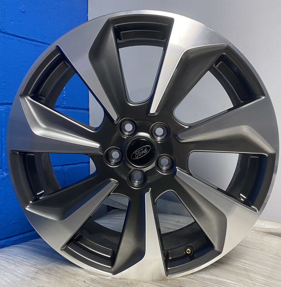 7ep● / CLEAN OEM 2023-2024 Ford Escape 19x7 Charcoal Machined Rims