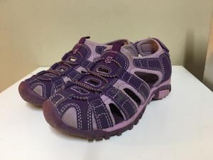 water shoes warehouse