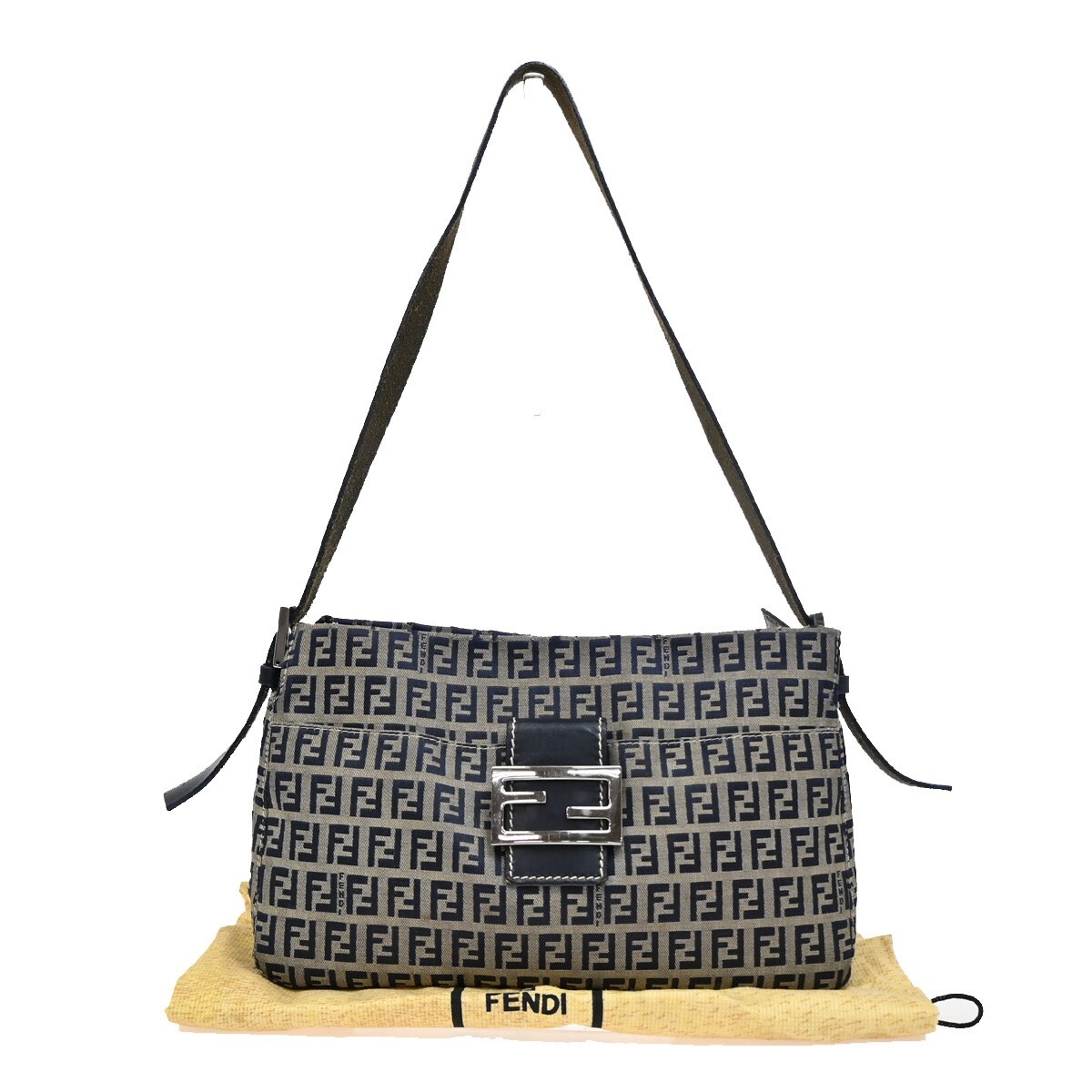 バッグ OLD FENDI Authentic Fendi Vintage Black Large Oyster Zucca Shoulder