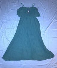 Forever 21 Love 21  Whimsical Green Pleated Maxi Dress Sz LG DISCONTINUED