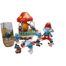 Large Lot Of Smurf Toys And Accessories Vintage Smurf Glass Merry-go-round