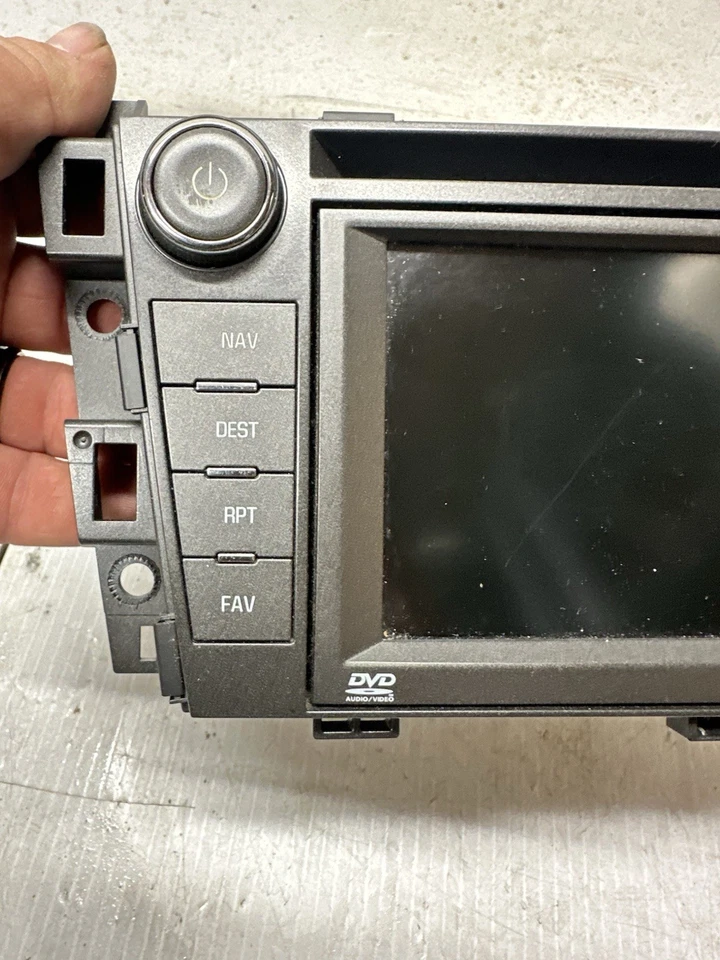 Cadillac DTS 2008 radio AM FM reproductor de CD navegación auxiliar OEM 25815693 BOSE S14 Foto 4 de 4