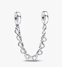 NWT Pandora  Sterling Silver Linked Hearts Safety Chain 792274C00
