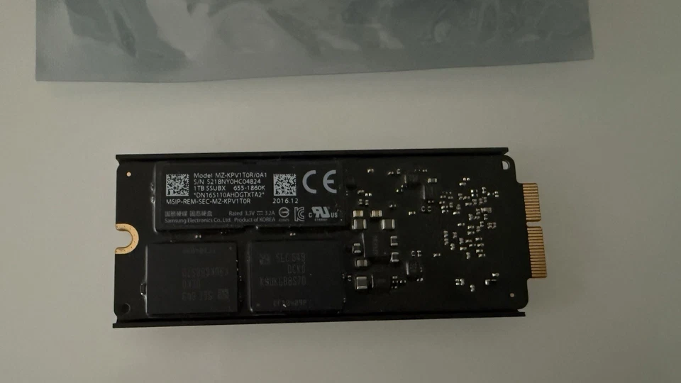 1TB SSD Original Apple Mac Pro 6.1 2013 SSAUX MZ-KPV1T0R/0A1 PCIe Heatshield