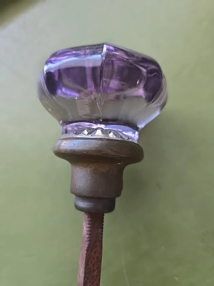 Manija de perilla de puerta de latón violeta púrpura claro redondo cristal cristal raro de colección Foto 4 de 4