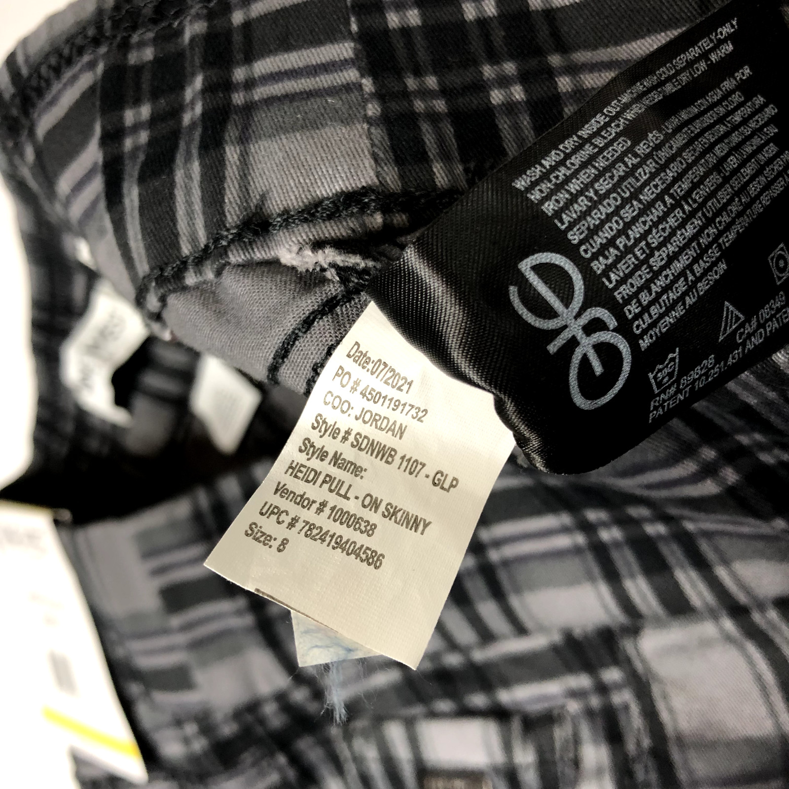 Nine West NWT Heidi Pull-On Skinny Black and Grey Plaid Pants Size 8 thumbnail 9