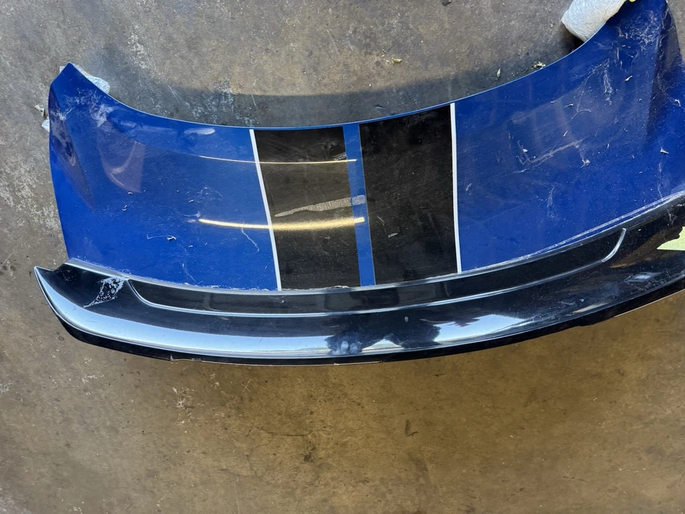 2017 2018 2019 FORD MUSTANG GT350 SHELBY TAMPA DO PORTA-MALAS AZUL - Imagem 3 de 4