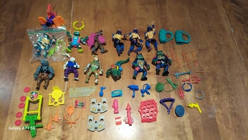 Teenage Mutant Ninja Turtles 12 Figs +Xtras TMNT Vintage 80 90 LOT Vehicle