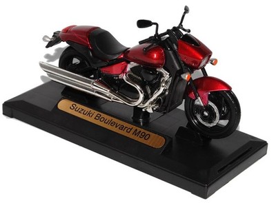 MOTOR MAX, SUZUKI Boulevard M90 2016 Rot, 1/18, MMX76205-I