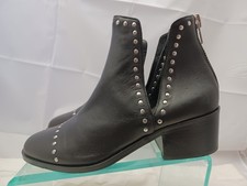 Steve Madden Conspire Ankle Boots Women 9M Black Leather Studded Cutout Booties