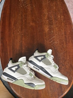 Jordan Air Jordan 4 Retro SP Pine Green White Green Men's Sneakers AQ9129-103