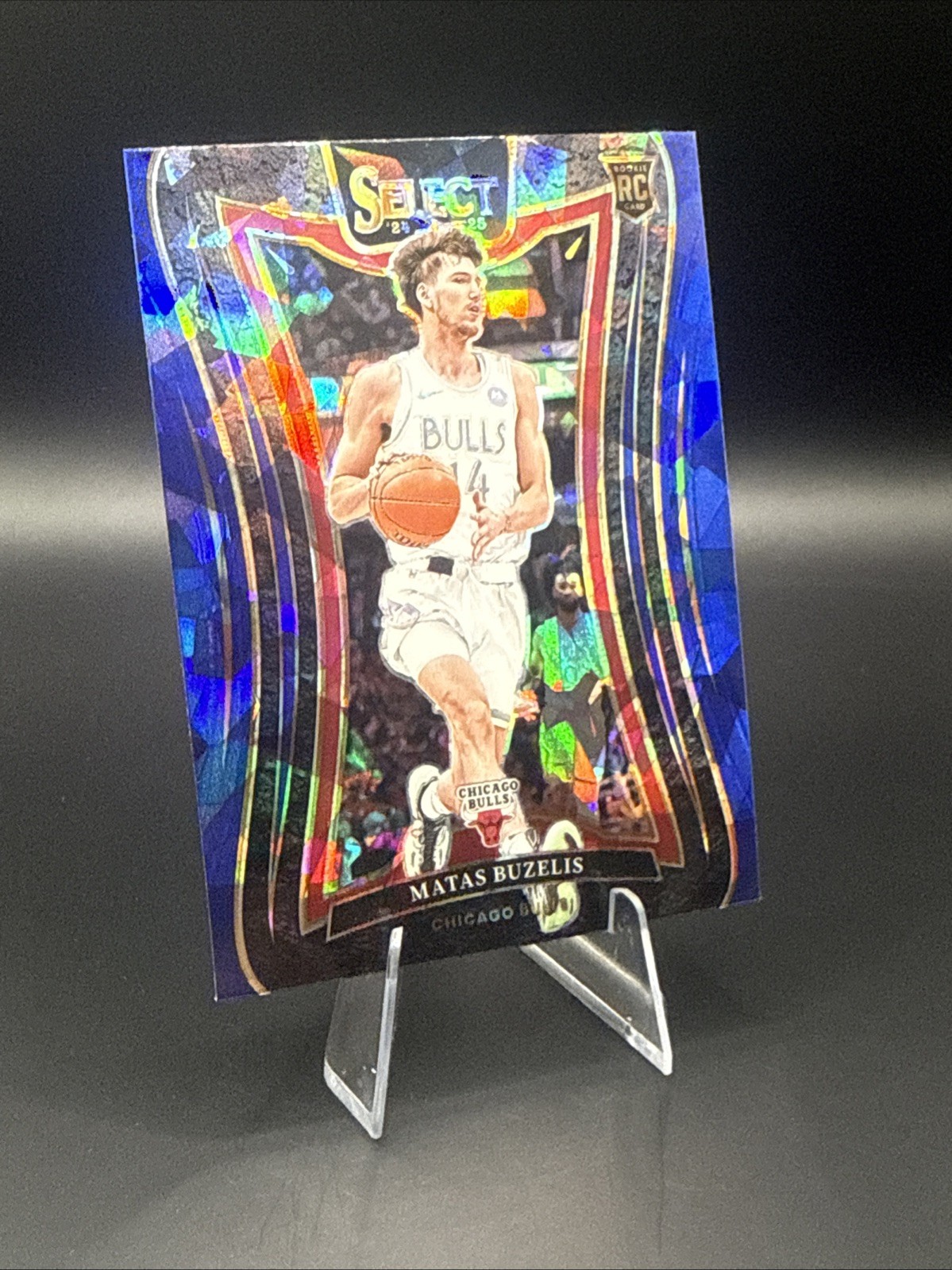 2024-25 Panini Select Mezzanine Matas Buzelis #384 Blue Cracked Ice Prizm (RC)