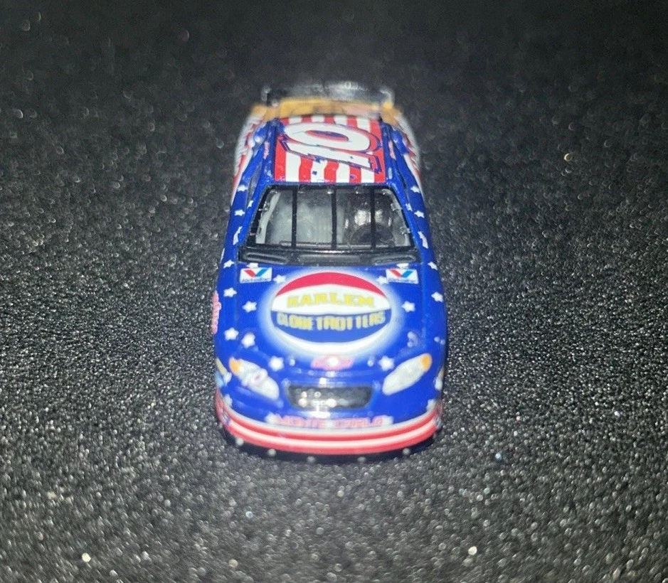 Scott Rigs #10 NASCAR Valvoline & Harlem Globe Trotters (Racing Champions) LOOSE - Image 3 of 4