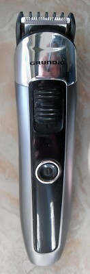 Elektr. Haarschneider Grundig  MGK6840, mit ausschiebbaren Kamm, neu, sw glänz.