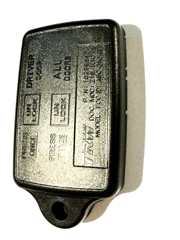 CHEVY OEM Bowtie keyless remote AB00104T control car Key FOB 10239647 entry 3 bt - Image 4 of 4