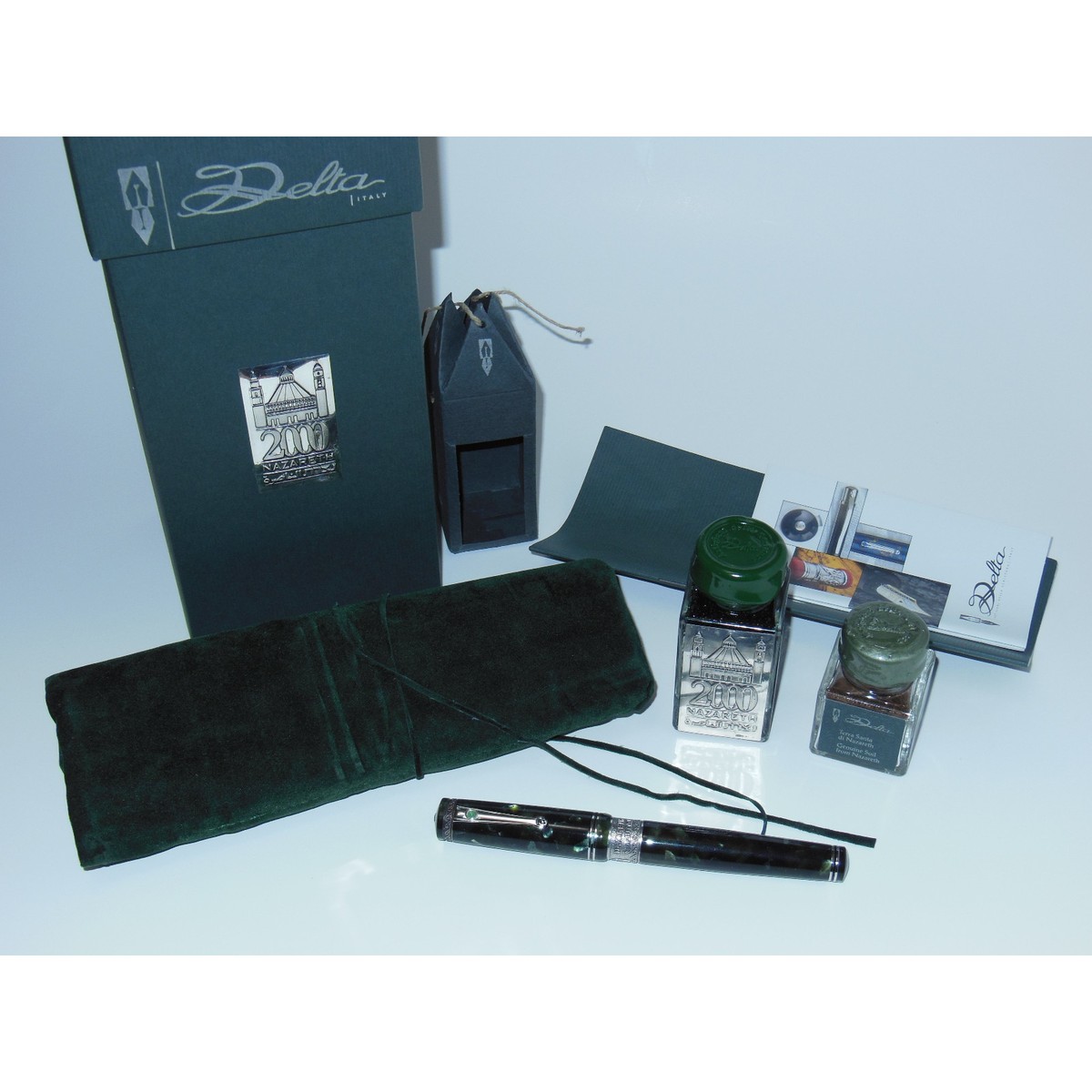 New Delta Nazareth 2000 Limited Edition Fountain Pen Green/Silver