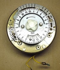 Zenner HD 240v Time switch motor and gearbox