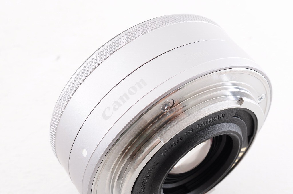 Canon EF-M 22mm f/2 STM Wide Angle Lens Silver For EOS M EFM Canon EF-M 22mm f/2 STM Wide Angle Lens Silver For EOS M EFM