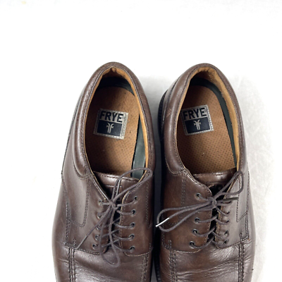 Frye Men display picture 1