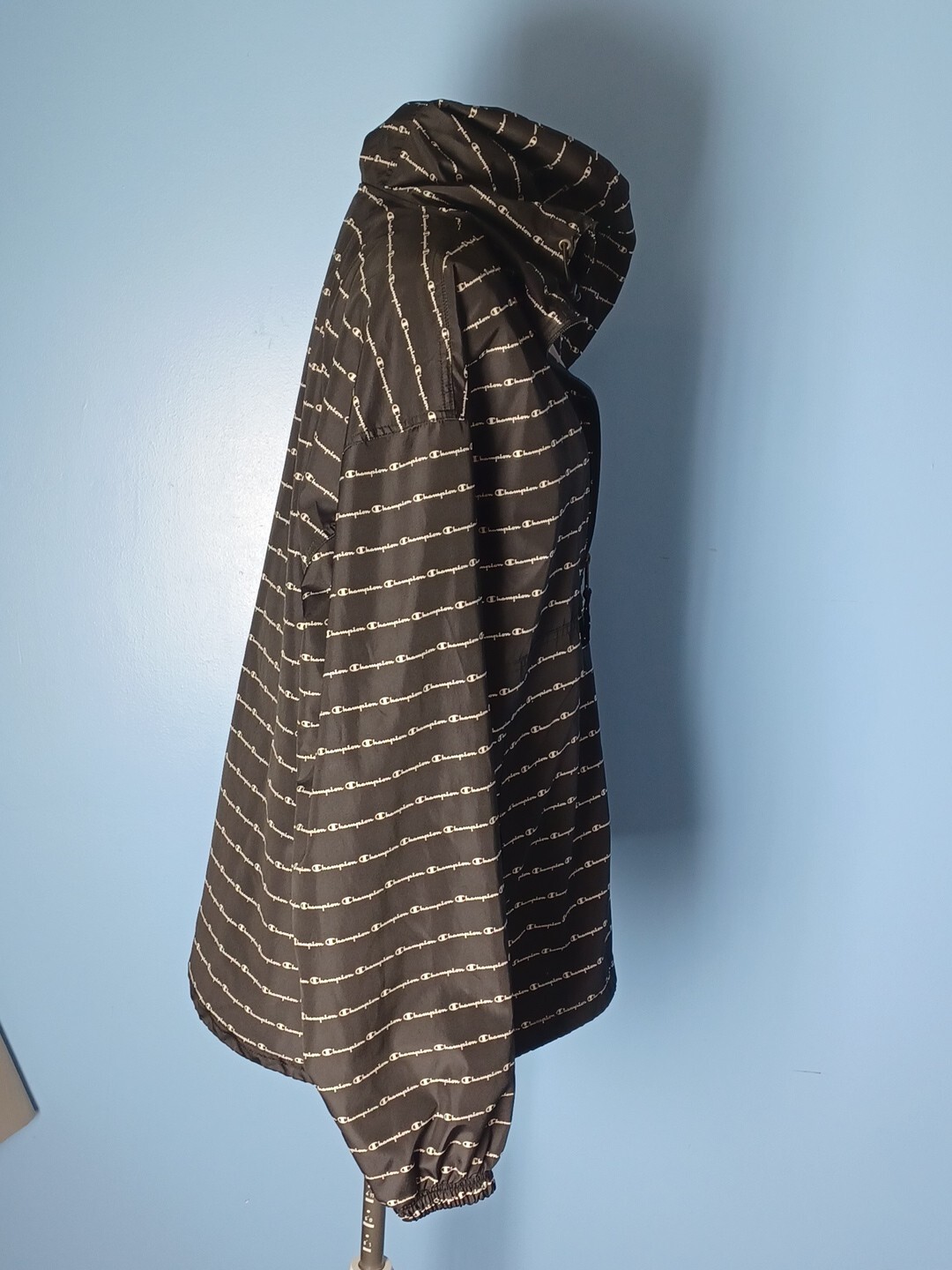 Champion Solid Script Jacket Pull-Over Wind Break… - image 4