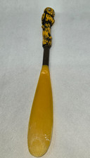 VINTAGE OWL HANDLE YELLOW PLASTIC SHOE HORN