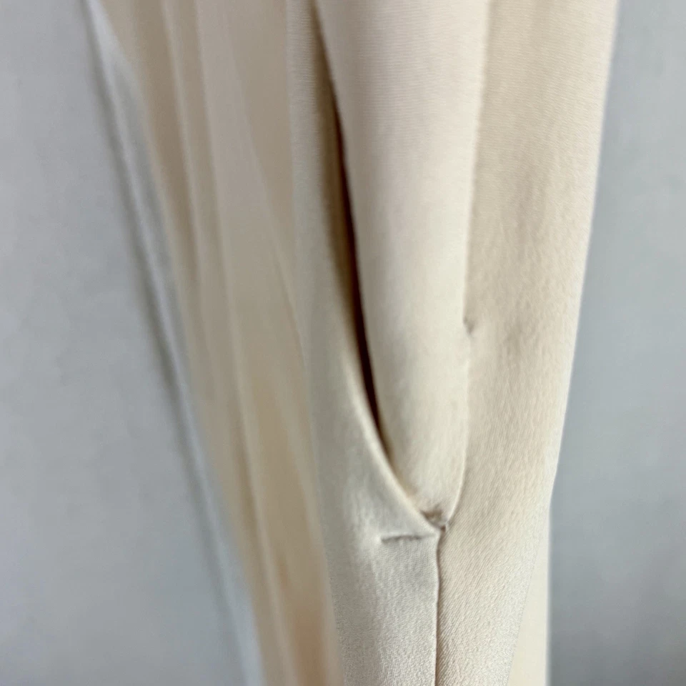 Pantalones de vestir Brunello Cucinelli para mujer beige seda lujosos usados en excelente estado Foto 4 de 4