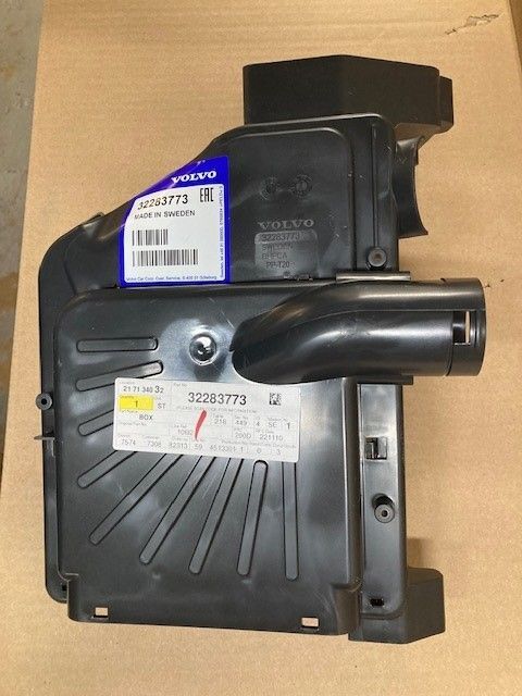 Genuine Volvo Air Inlet 32283773 | eBay 