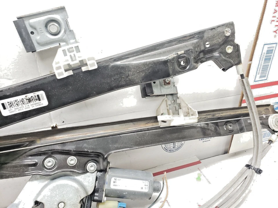 GMC Yukon Denali 2000-2006 regulador de ventana delantera derecha con motor 20930664 OEM Foto 3 de 4