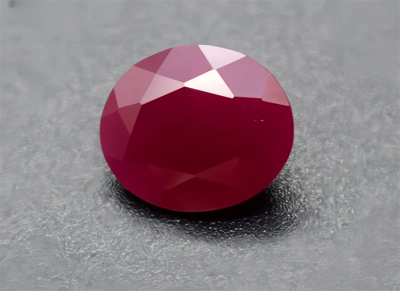 TOP QUALITY OPAQUE OVAL PIGEON BLOOD RED RUBY LAB-CREATED AAAA+ LOOSE GEMSTONE - Image 3 of 4